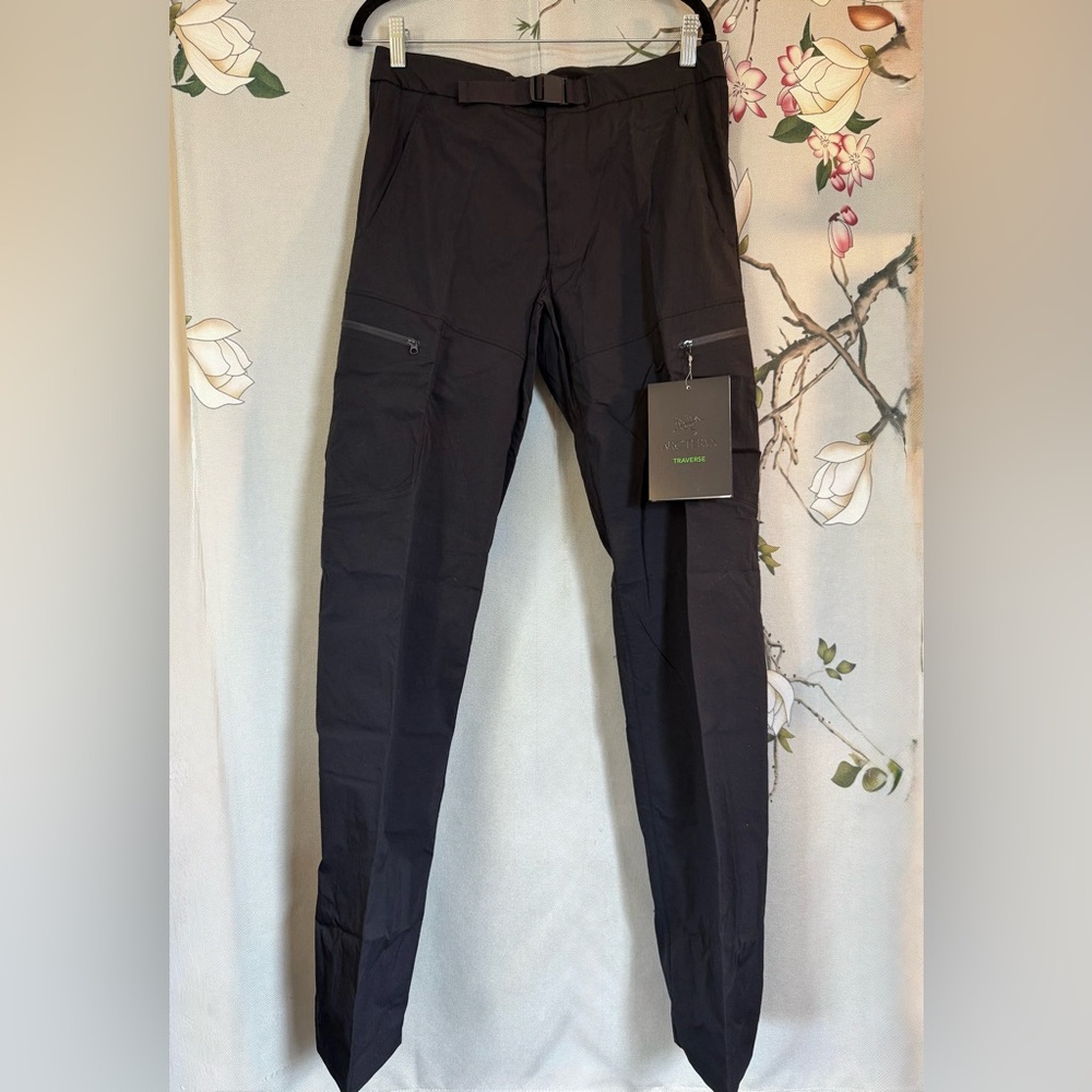 NWT Arc'teryx Men's Black Palisade Cargo Trail Pants
